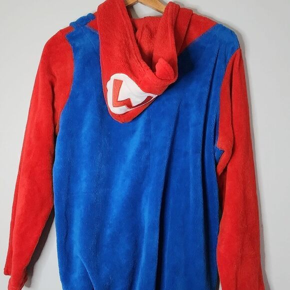 Super Mario one piece costume size 2XL men or women Halloween 🎃 - Picture 3 of 4